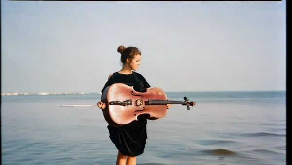 Dom La Nena + Quatuor à Cordes | Auditorium Saint-Pierre des Cuisines