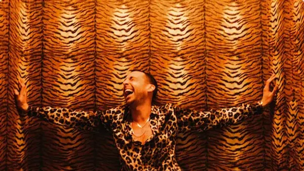 MILES KANE | Le Bikini