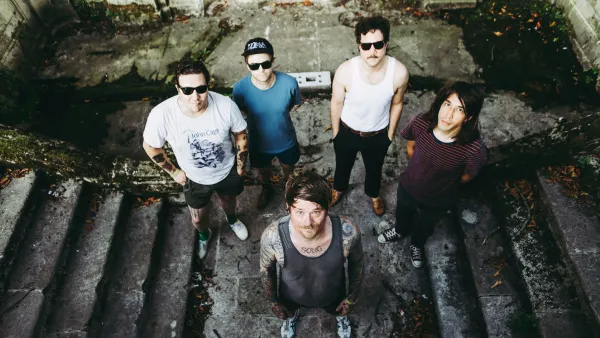 OSEES + PSYCHIC GRAVEYARD | Le Bikini