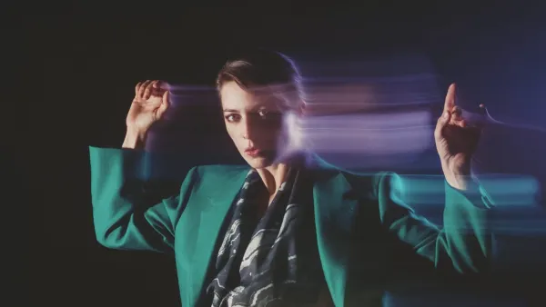 « Ecoute comment t’es ? » avec Flora Fishbach | Le Metronum