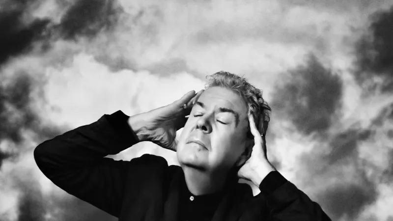 Lol Tolhurst + Curtain + Joni Hölling-Sauzen