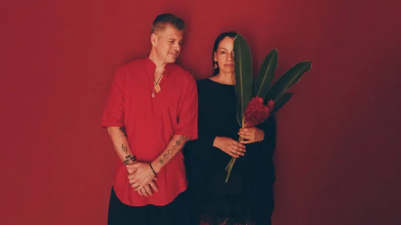 RODRIGO Y GABRIELA + MIDORI JAEGER